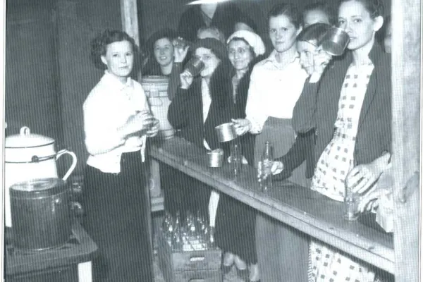 Bakery Workers 342 strike soup kitchen, 1937, courtesy of the McLean County Museum of History