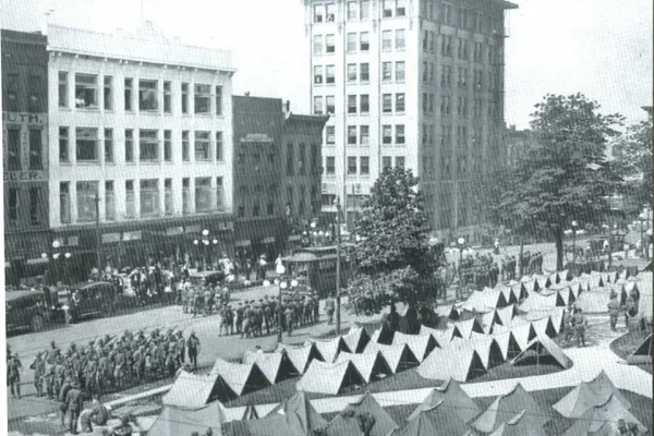 National Guard troops surround the McLean County courthouse during the 1917 Streetcar strike.  Courtesy of the McLean County Museum of History 