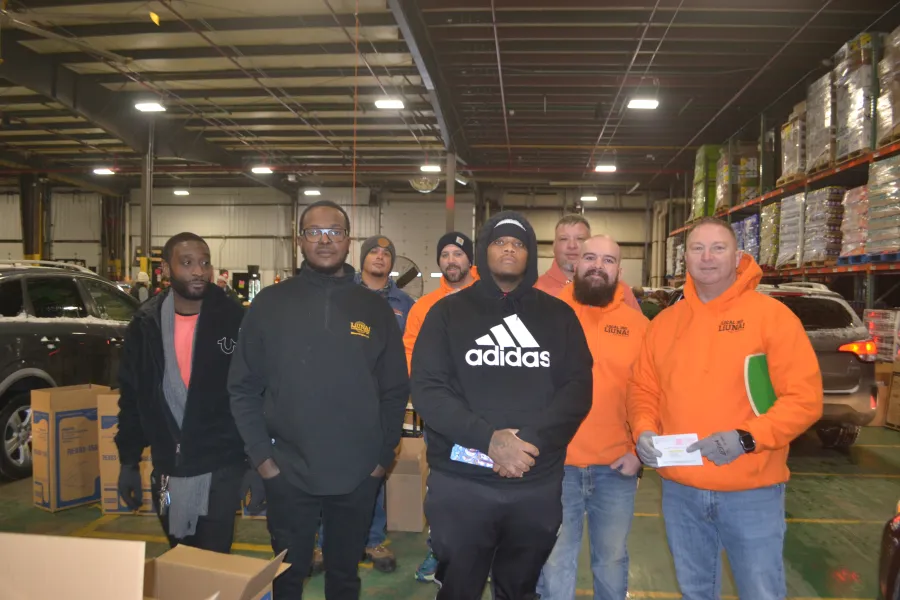 LIUNA 362 volunteers at the 43rd Children's Christmas Party